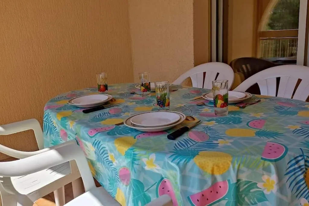 Bel Appartement Avec Piscine Proche Des Plages Six-Fours-les-Plages Apartment